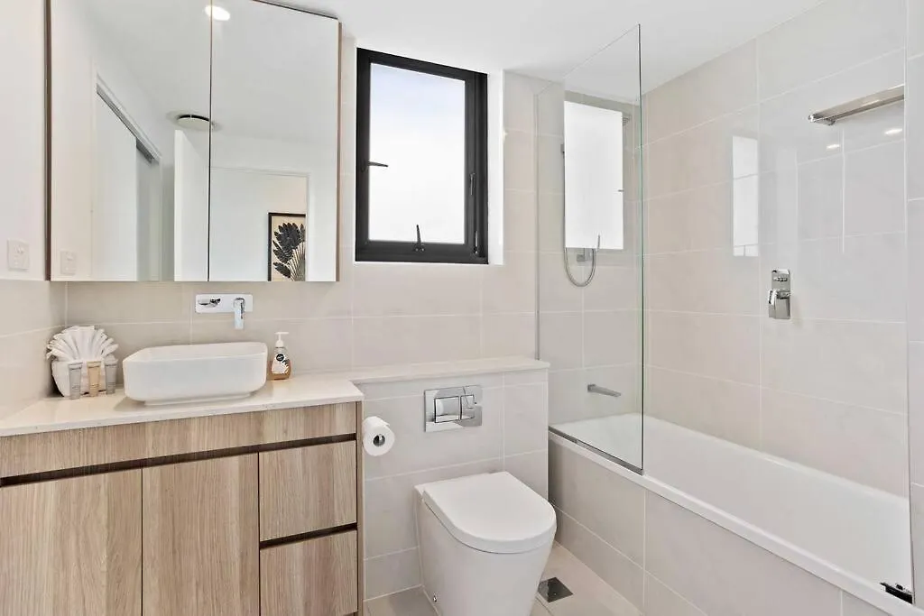 Ocean View Luxury In Periscope Apartment Gold Coast